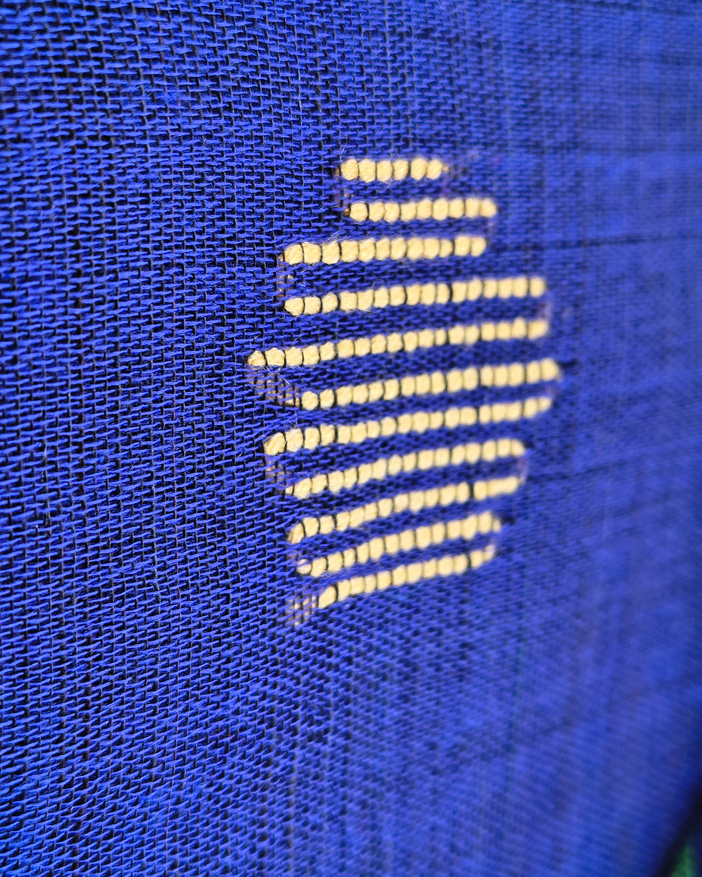 Khadi Cotton Handloom Saree Butta Design