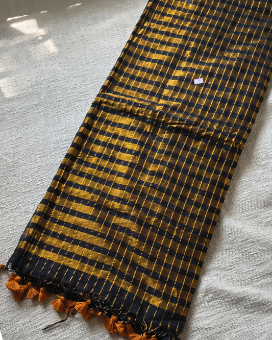Mul Cotton Zari Checks Handloom Saree - Black MammaHug