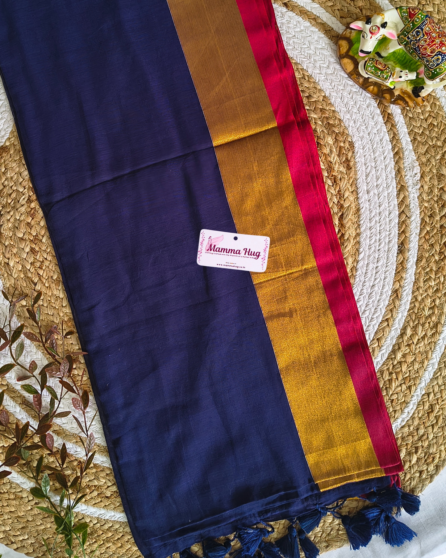 Mul Cottom Handloom Saree with Golden Border