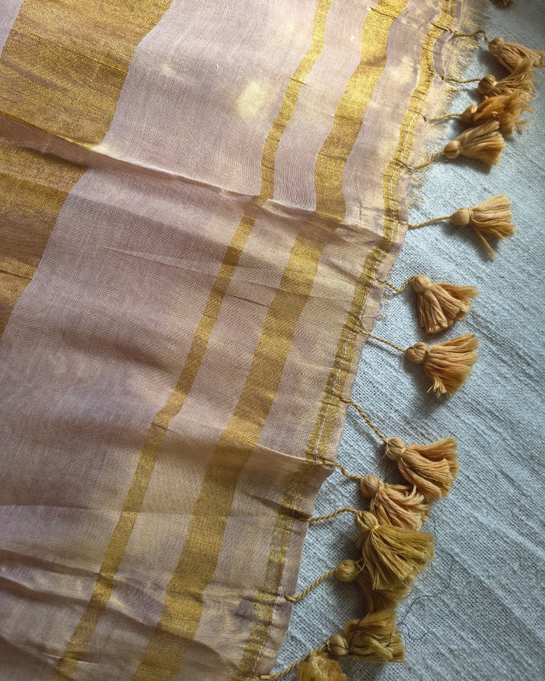 Soft Linen Tissue Saree Plain - Golden MammaHug