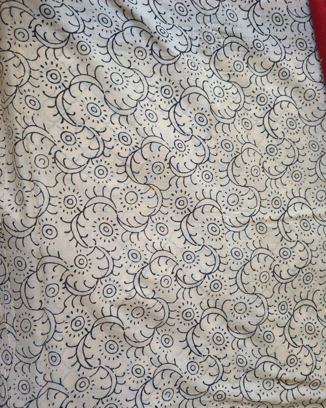 Ajrakh Block Print 120s Mul Cotton Saree - Cream MammaHug
