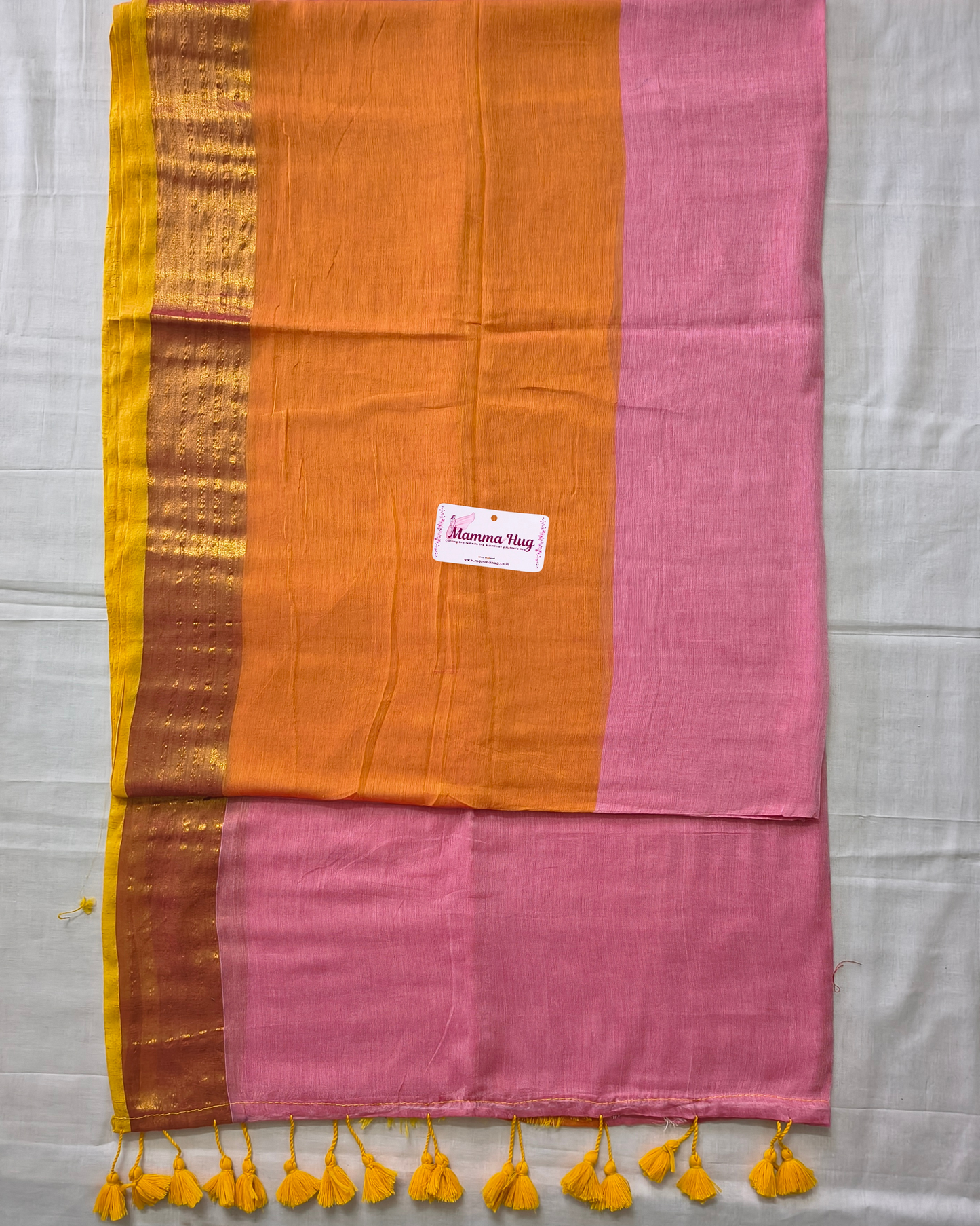 Mul Cottom Handloom Saree with Golden Border