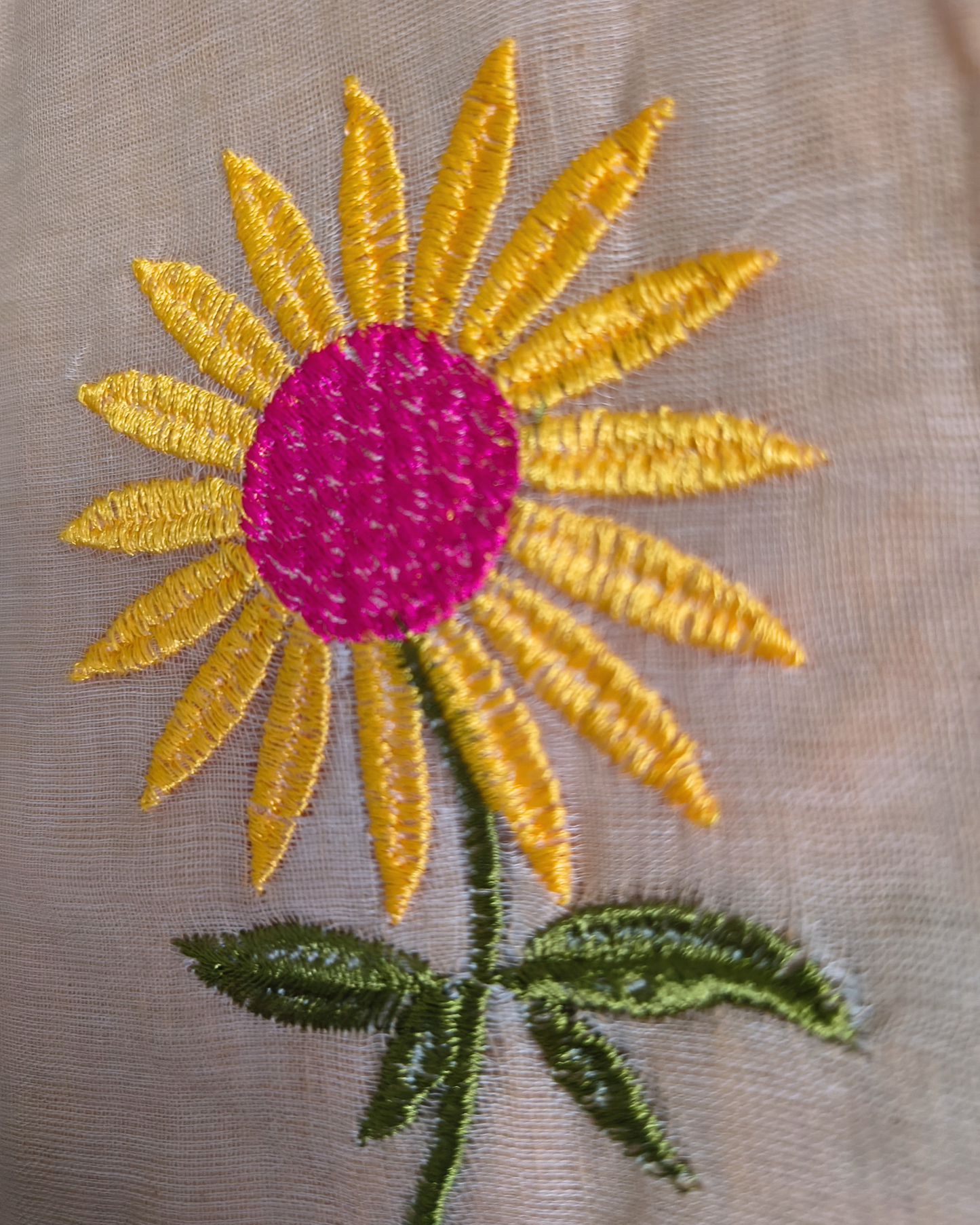 Mul Cottom Handloom Saree Flower Embroidery