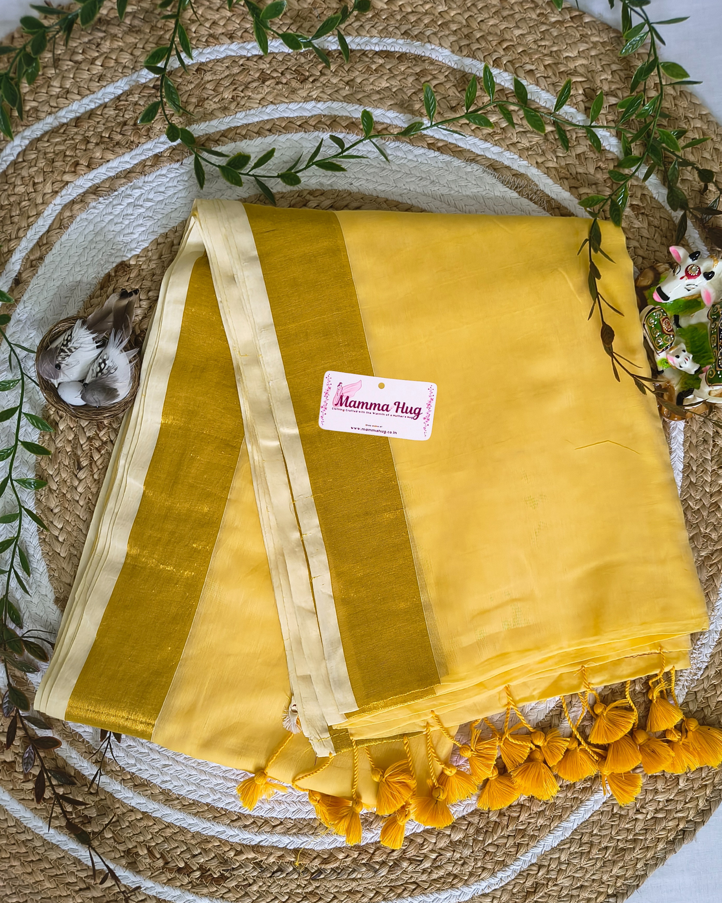 Mul Cottom Handloom Saree with Golden Border