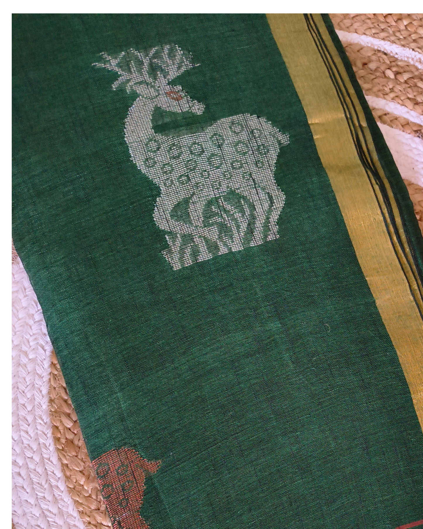 Premium Linen By Linen Handloom Saree - Bottle Green