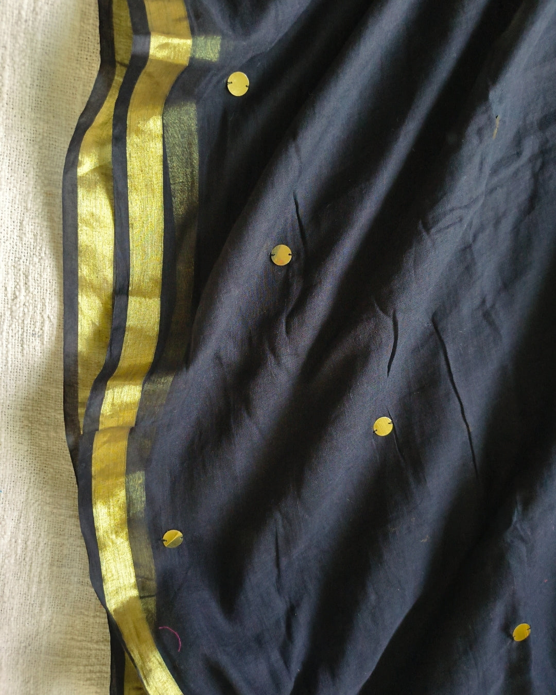 Mul Cotton Handloom Saree with Coin Design - Black MammaHug