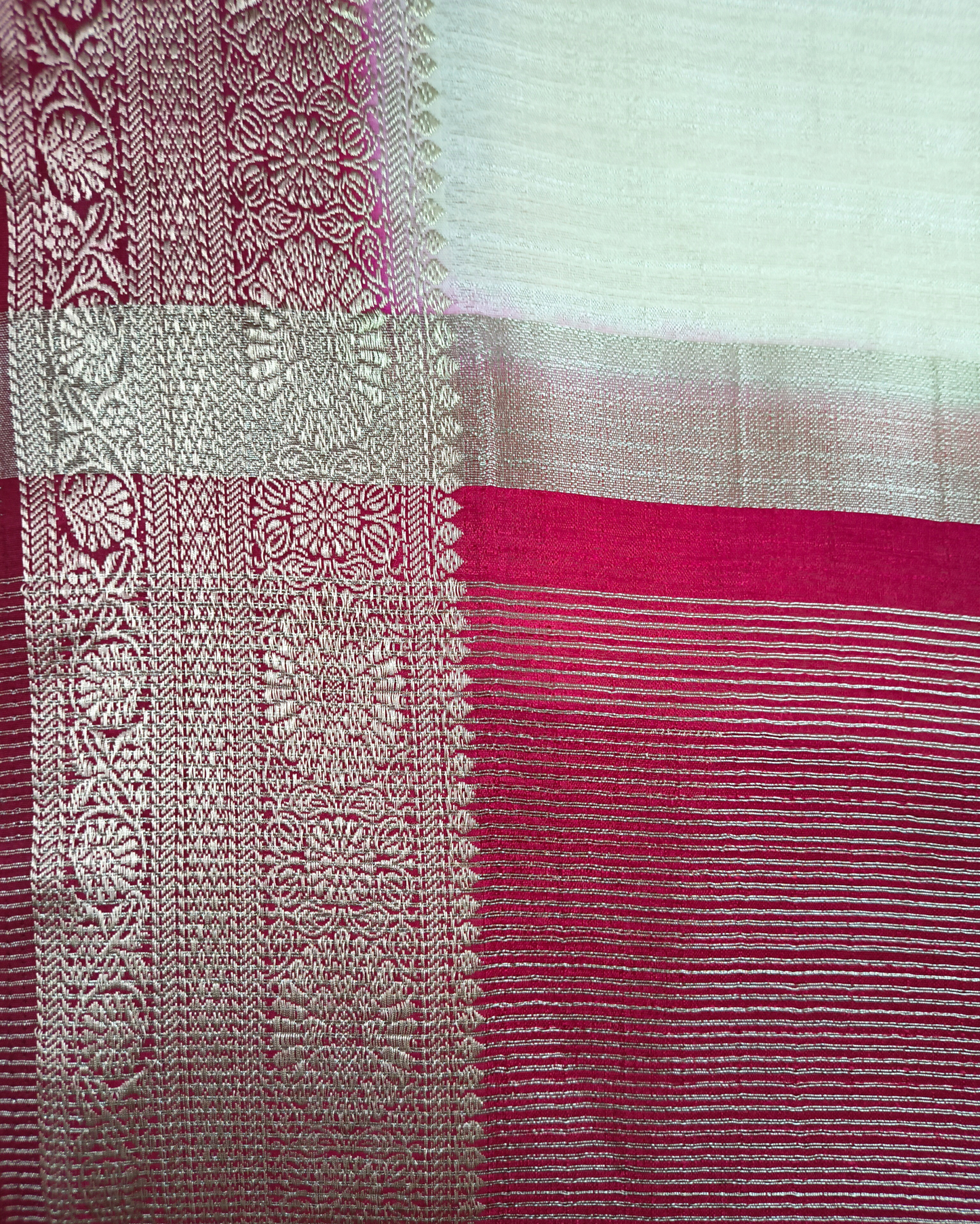 Tussar Matka Silk Saree with Contrast Pallu - White