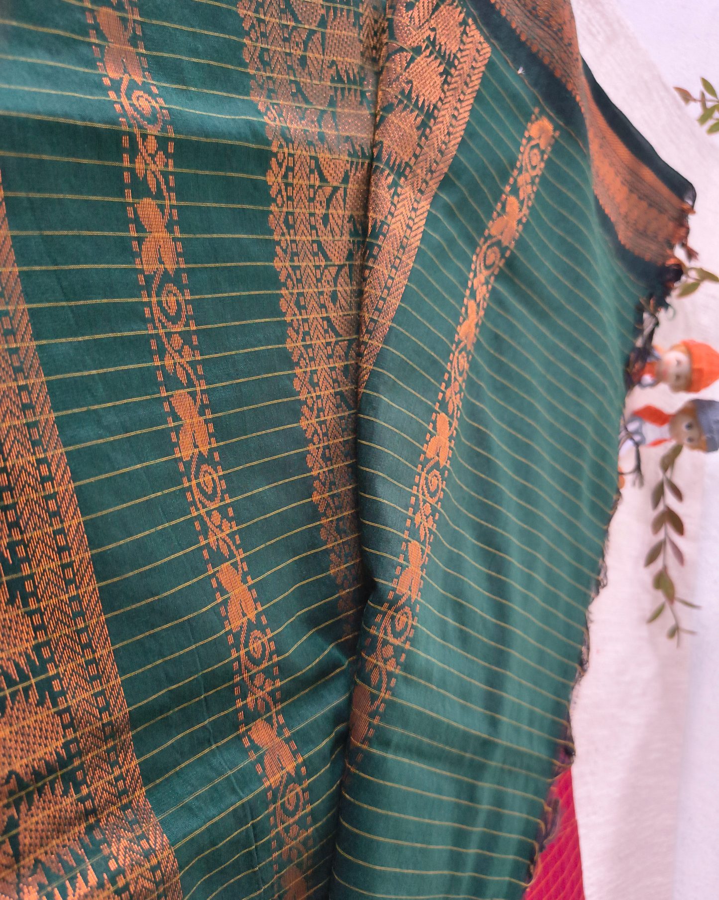Premium Kalyani Cotton checked with Zari Border - Red