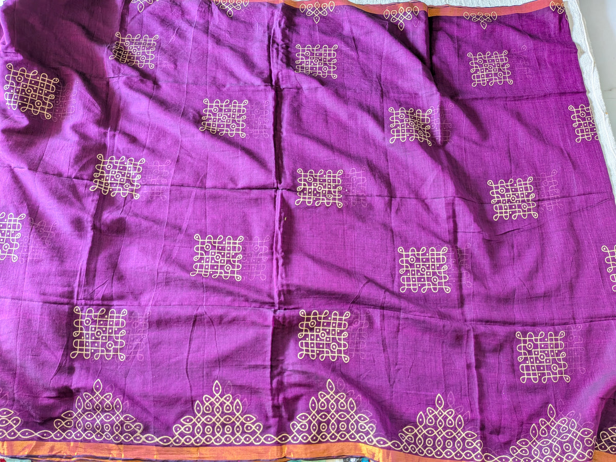 Traditional Kolam print on Mul cotton with tassels - Magenta MammaHug