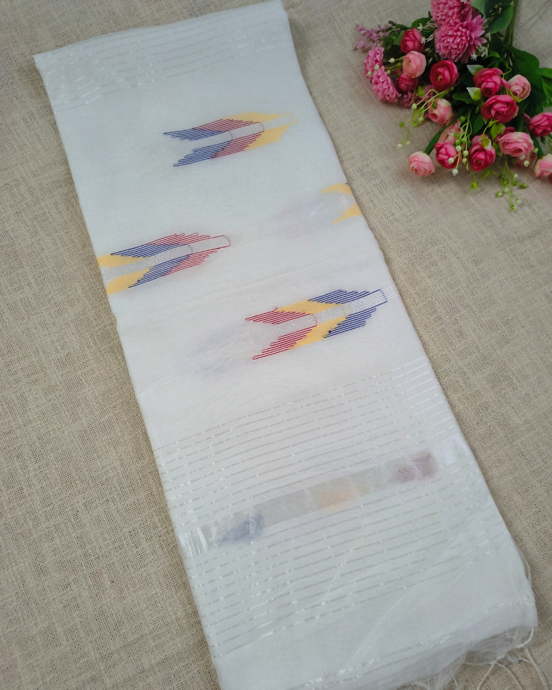 Cotton Silk Handloom Saree Woven with Silver Zari - White