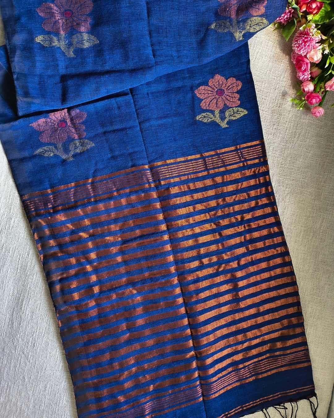 Pure Linen Handloom Saree with Copper Buttas - Blue MammaHug