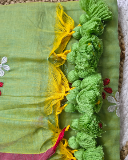 Mul Cottom Handloom Saree Flower Embroidery