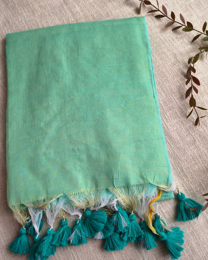 Pure Cottom Handloom Saree with Gold Zari weaving in Half & Half Pattern - Pista Green
