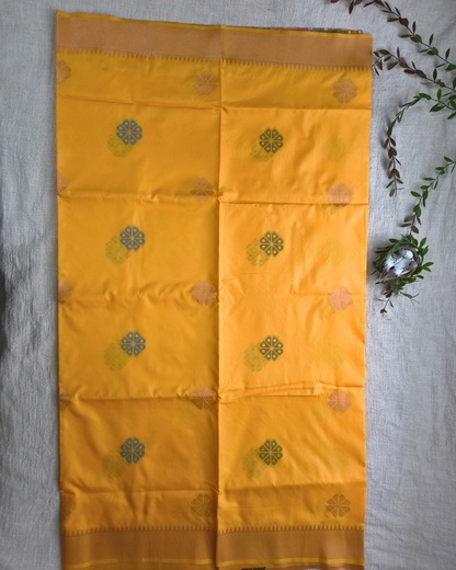 Pure Silk Saree with Contrast Pallu and Butta - Mango Yellow