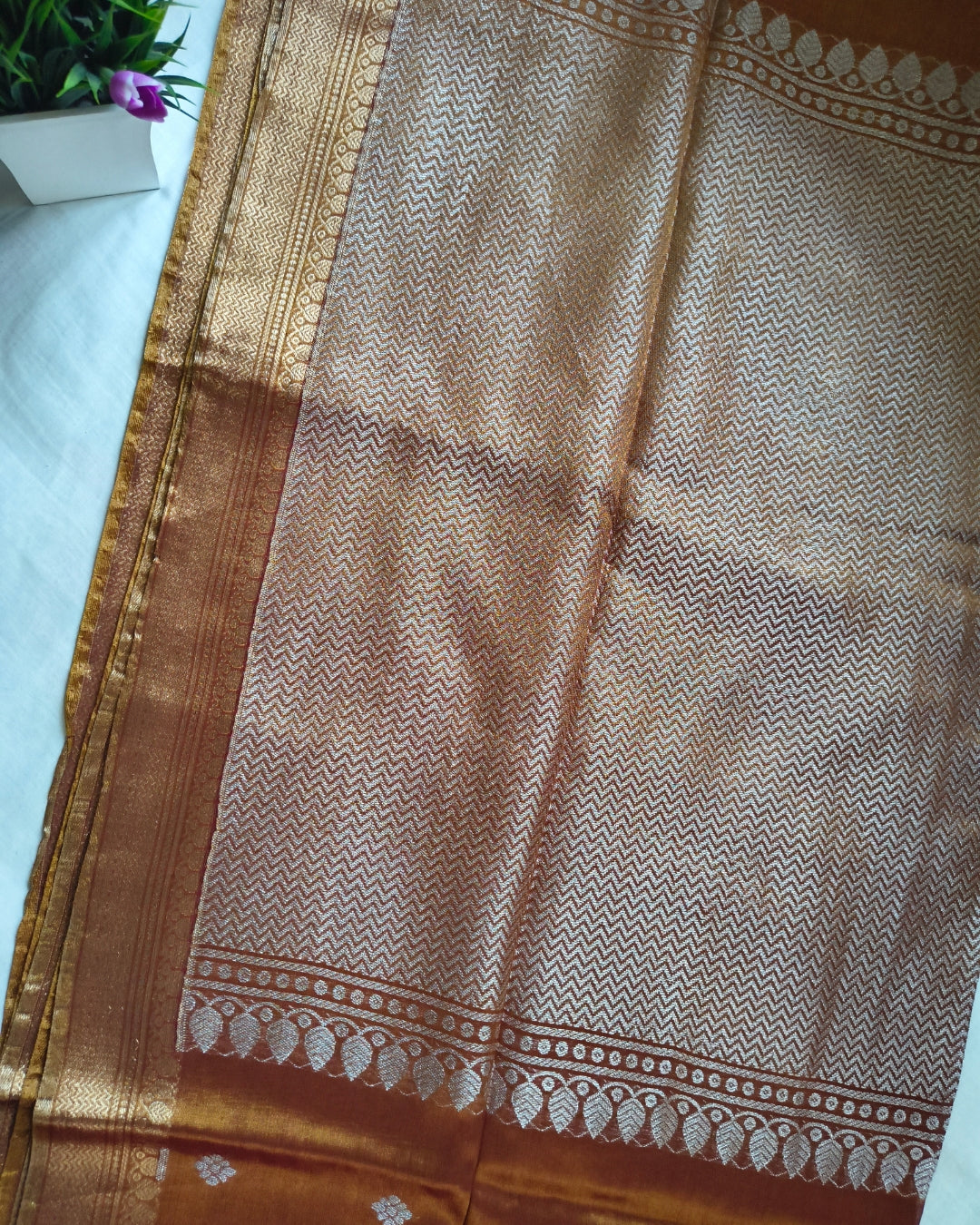 Soft Linen Tissue Saree with Hand Woven Buttas - Honey MammaHug