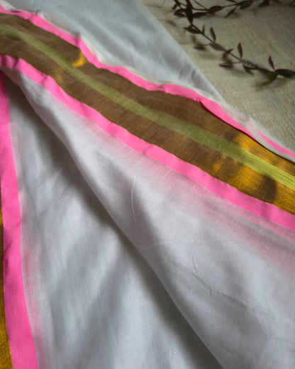 Onam Sarees - 120 tc Mul Cotton Handloom Saree - White & Pink