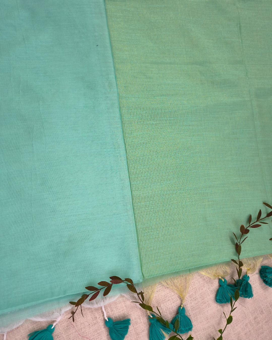Pure Cottom Handloom Saree with Gold Zari weaving in Half & Half Pattern - Pista Green