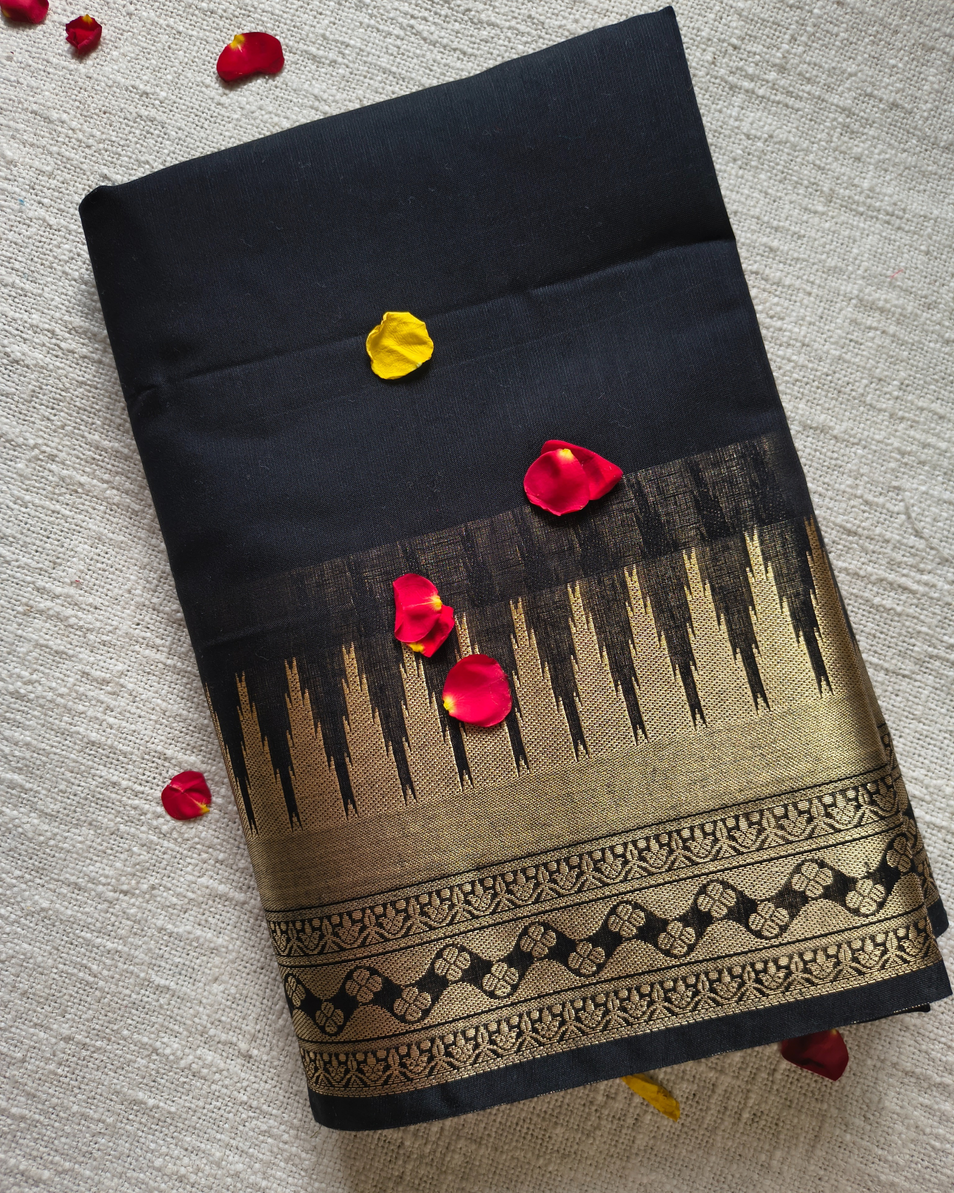 Maheshwari Silk Cotton Saree with Golden Temple Border – Classic Black MammaHug
