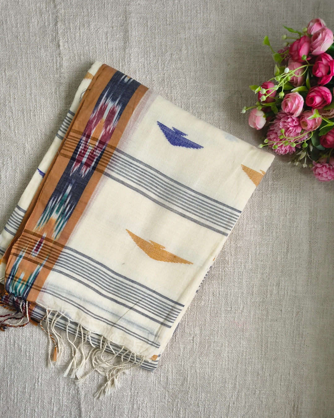 Pure Cottom Handloom Saree - Ikkat - Beige