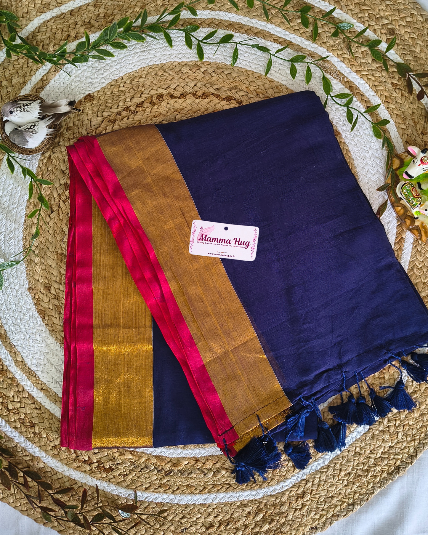 Mul Cottom Handloom Saree with Golden Border