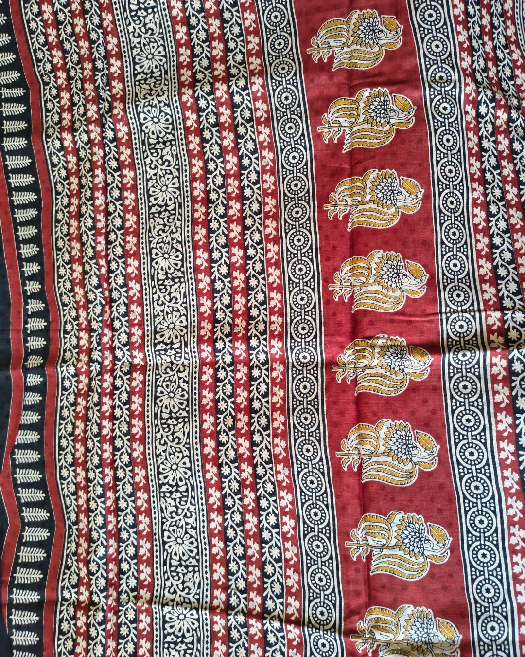 Ajrakh Block Print 120s Mul Cotton Saree - Black MammaHug