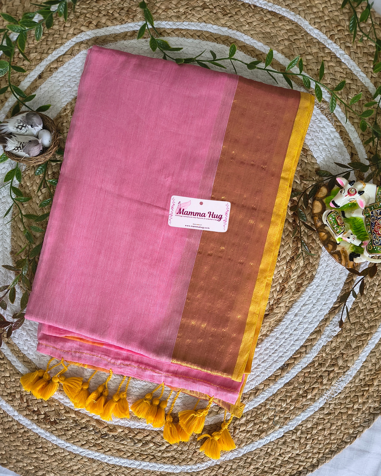 Mul Cottom Handloom Saree with Golden Border