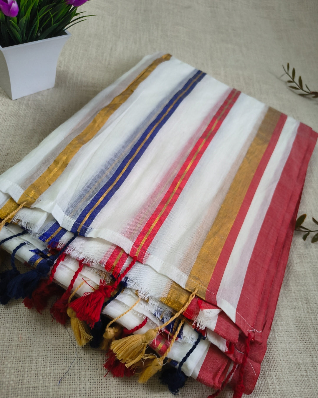 Onam Sarees - 120 tc Mul Cotton Handloom Saree - Multi Color Golden Stripes