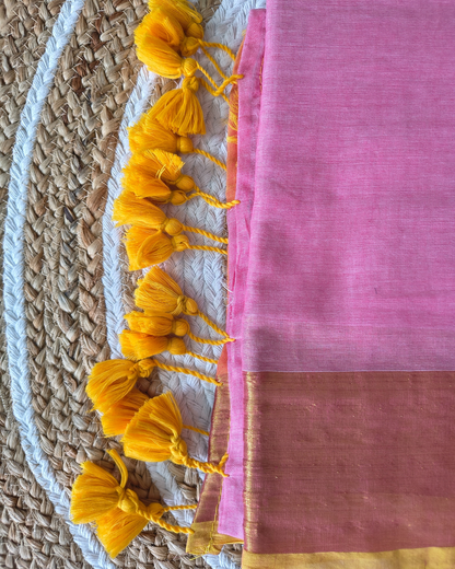 Mul Cottom Handloom Saree with Golden Border