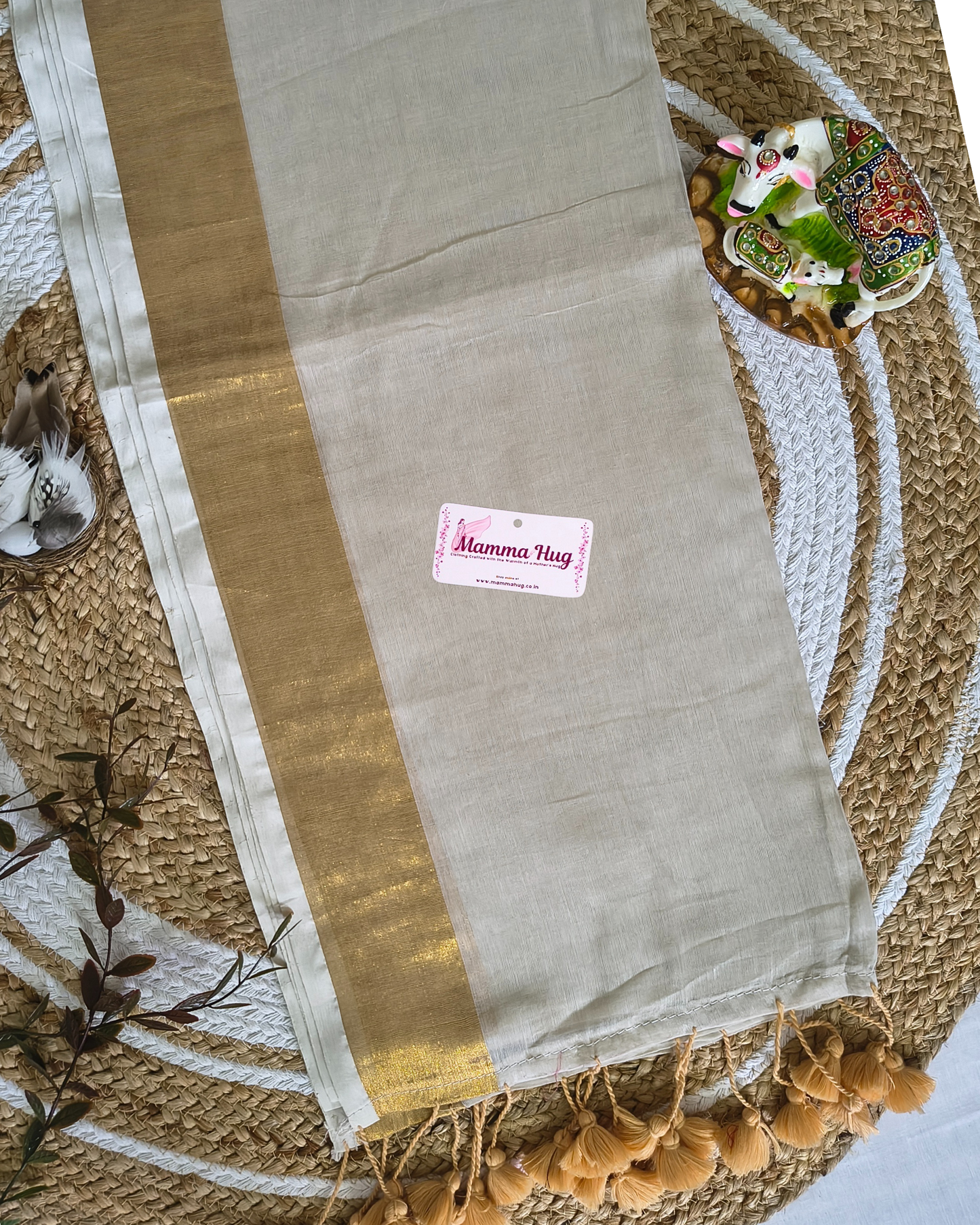 Mul Cottom Handloom Saree with Golden Border
