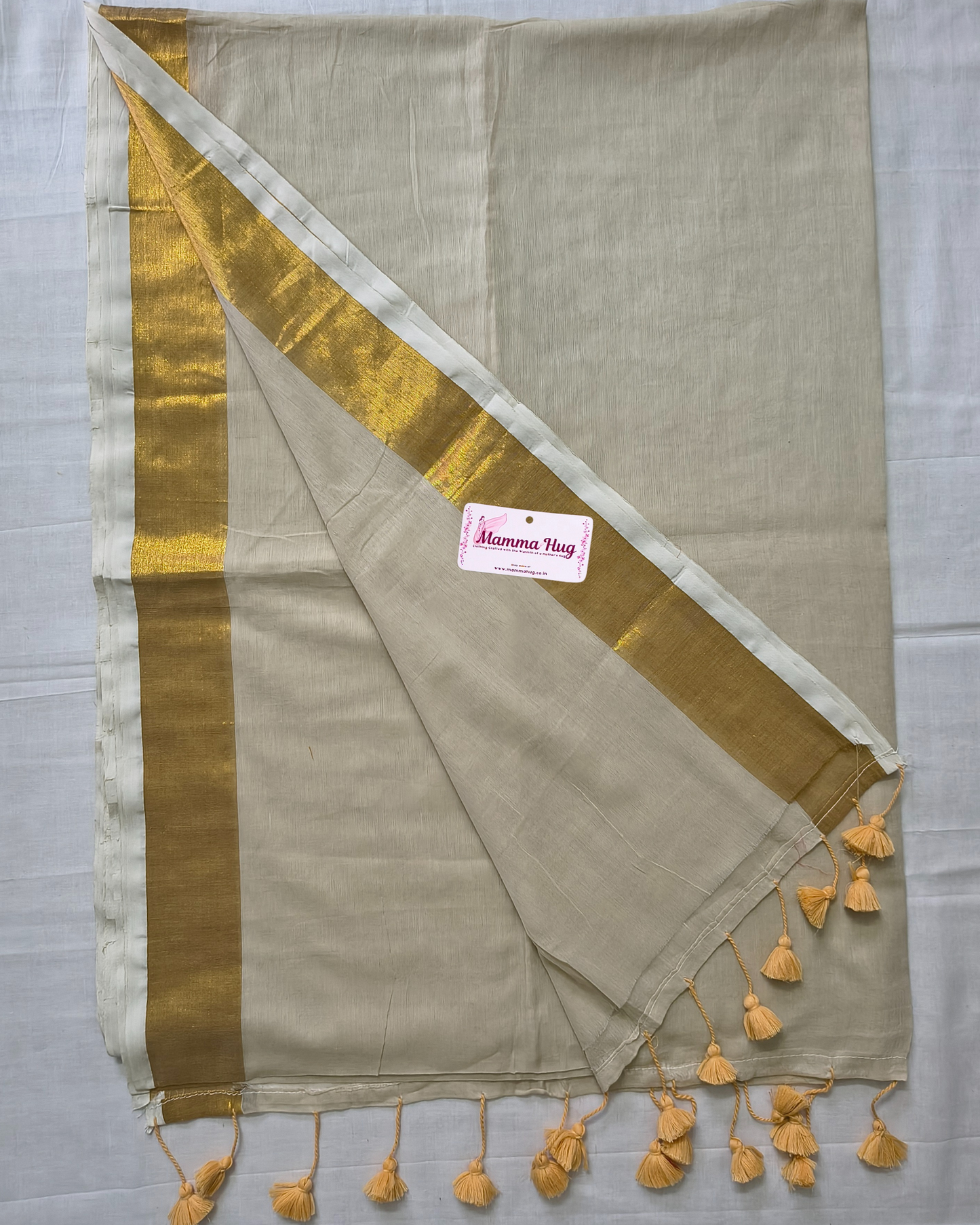 Mul Cottom Handloom Saree with Golden Border