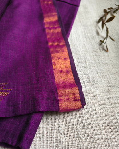 Pure Cottom Handloom Saree with Copper Zari weaving - Magenta