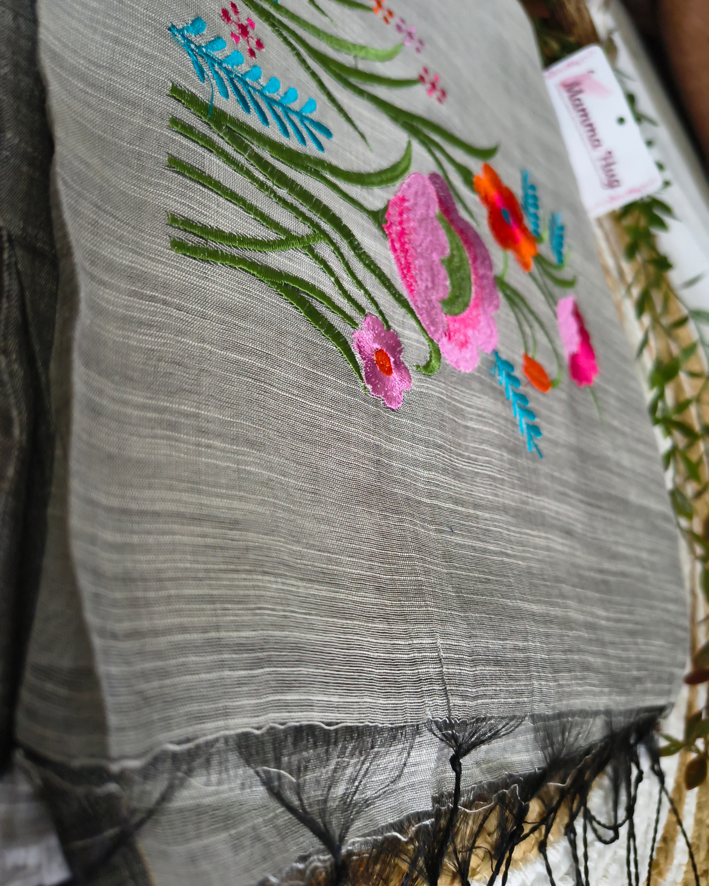 Floral Embroidery Handloom Saree - Slub Cotton (Grey)