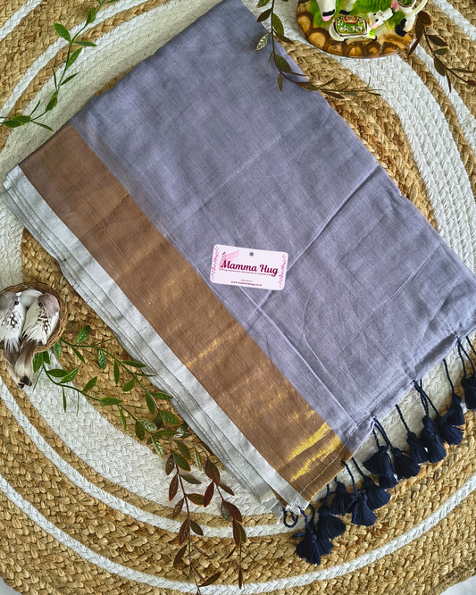 Mul Cottom Handloom Saree with Golden Border