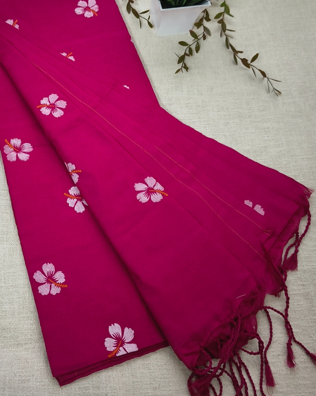 Khadi Cotton Handloom Saree Floral Painted - Light Magenta