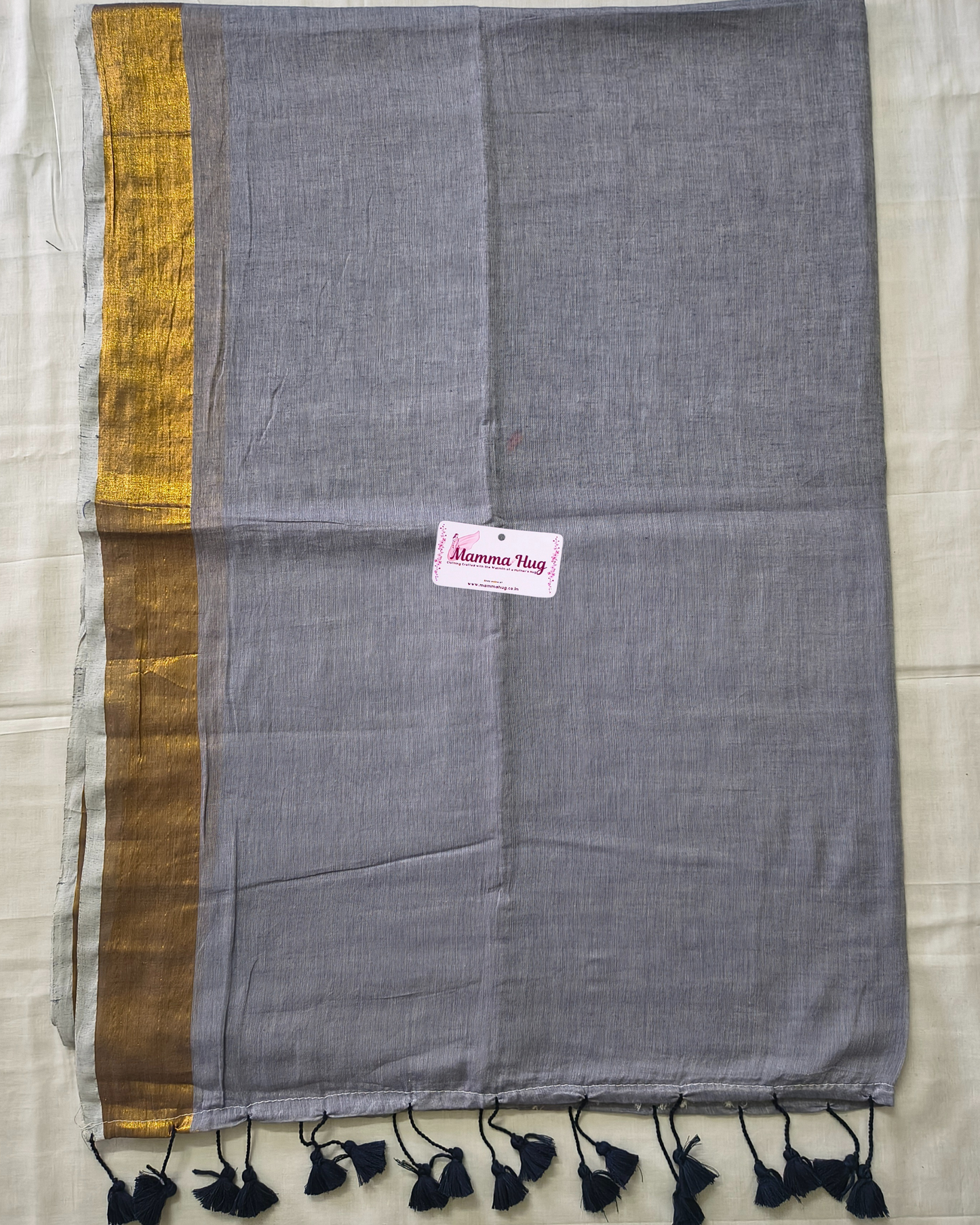 Mul Cottom Handloom Saree with Golden Border