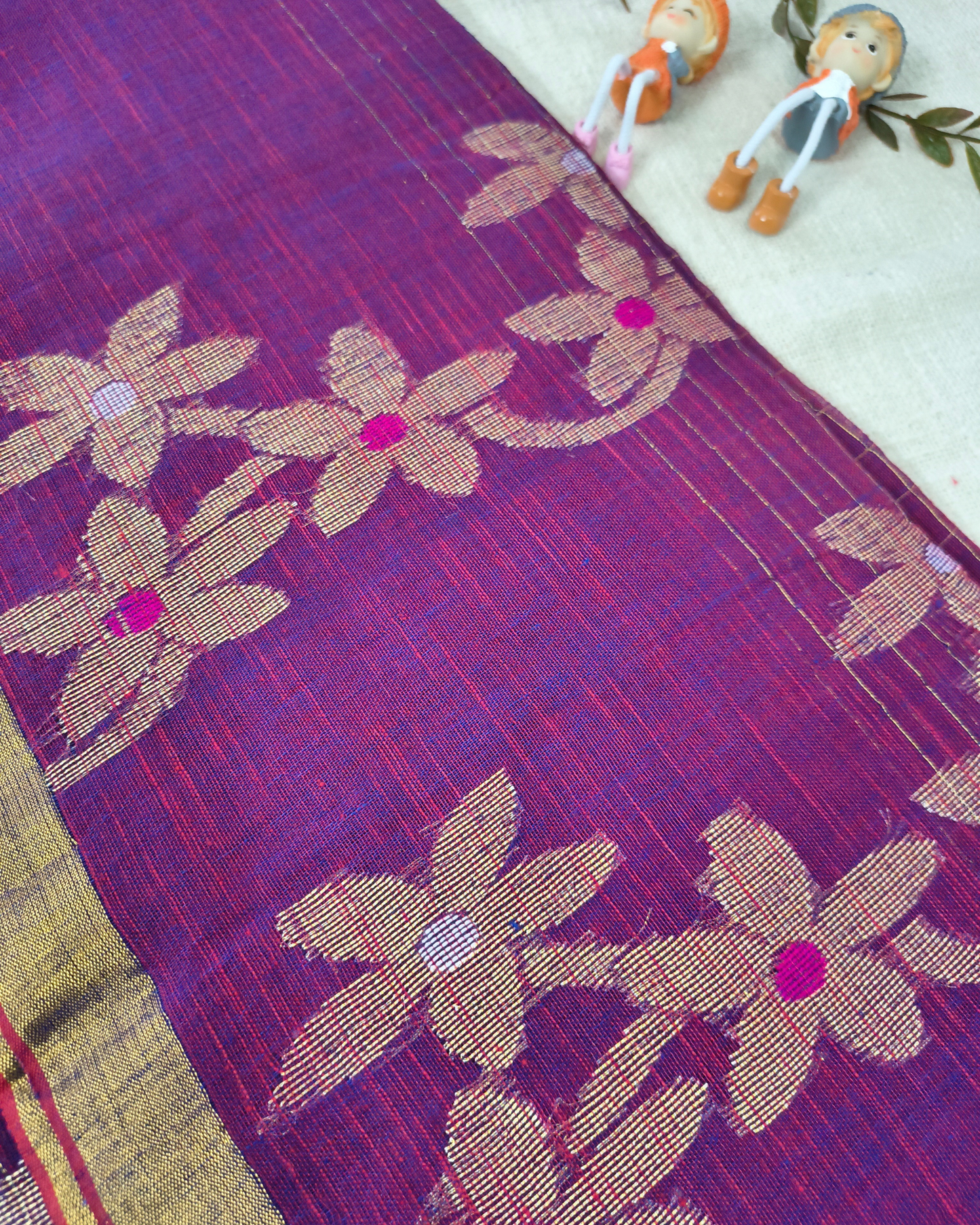 Premium Linen By Linen Handloom Saree - Purple