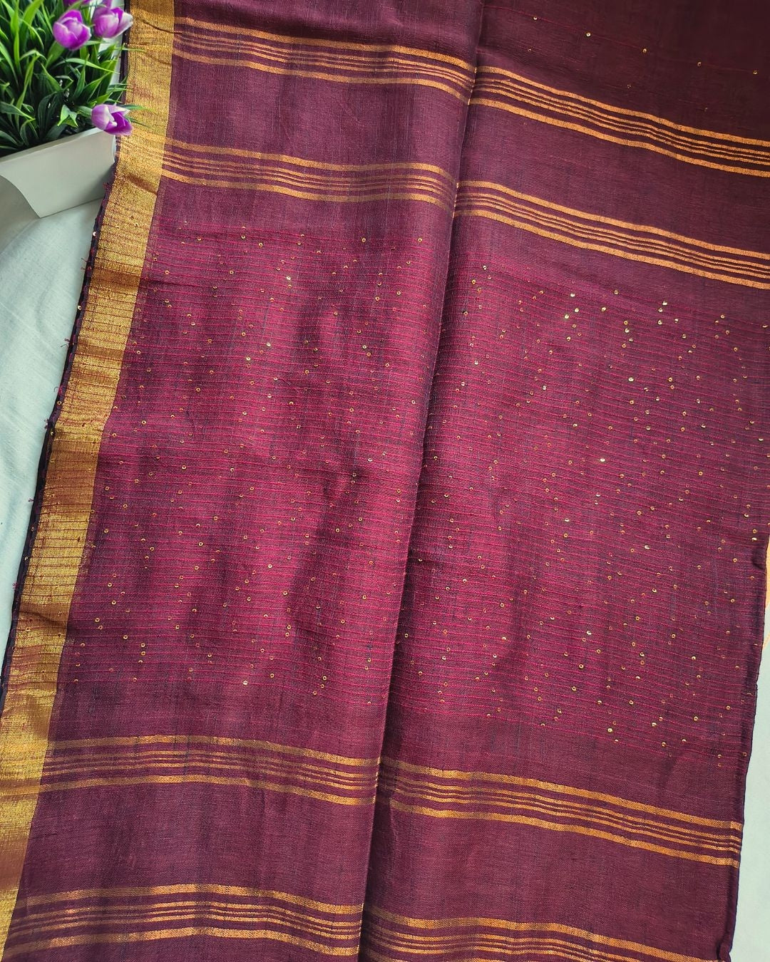 120s Linen by Linen Saree with Hand Woven Sequins - Maroon MammaHug