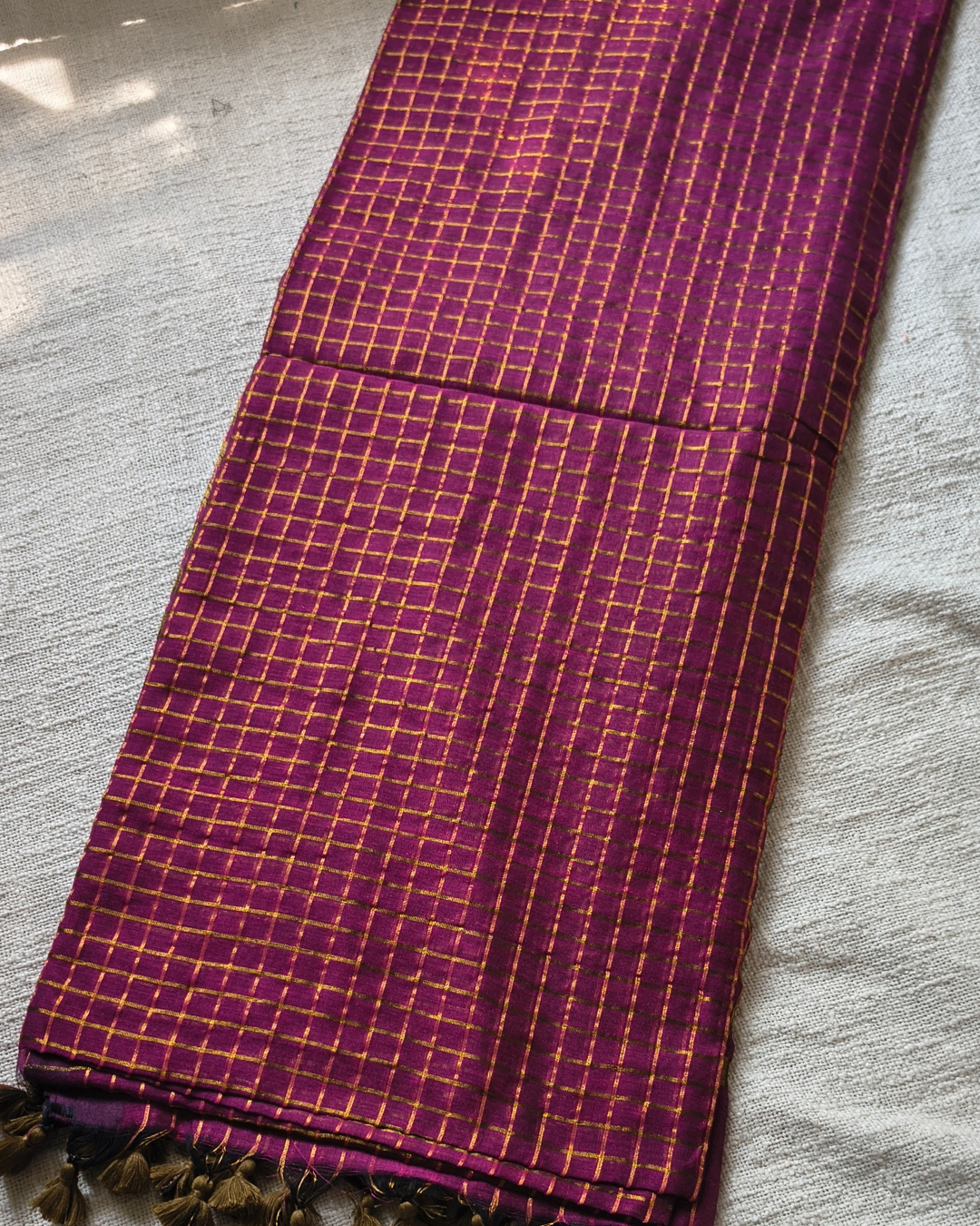 Mul Cotton Zari Checks Handloom Saree - Magenta MammaHug