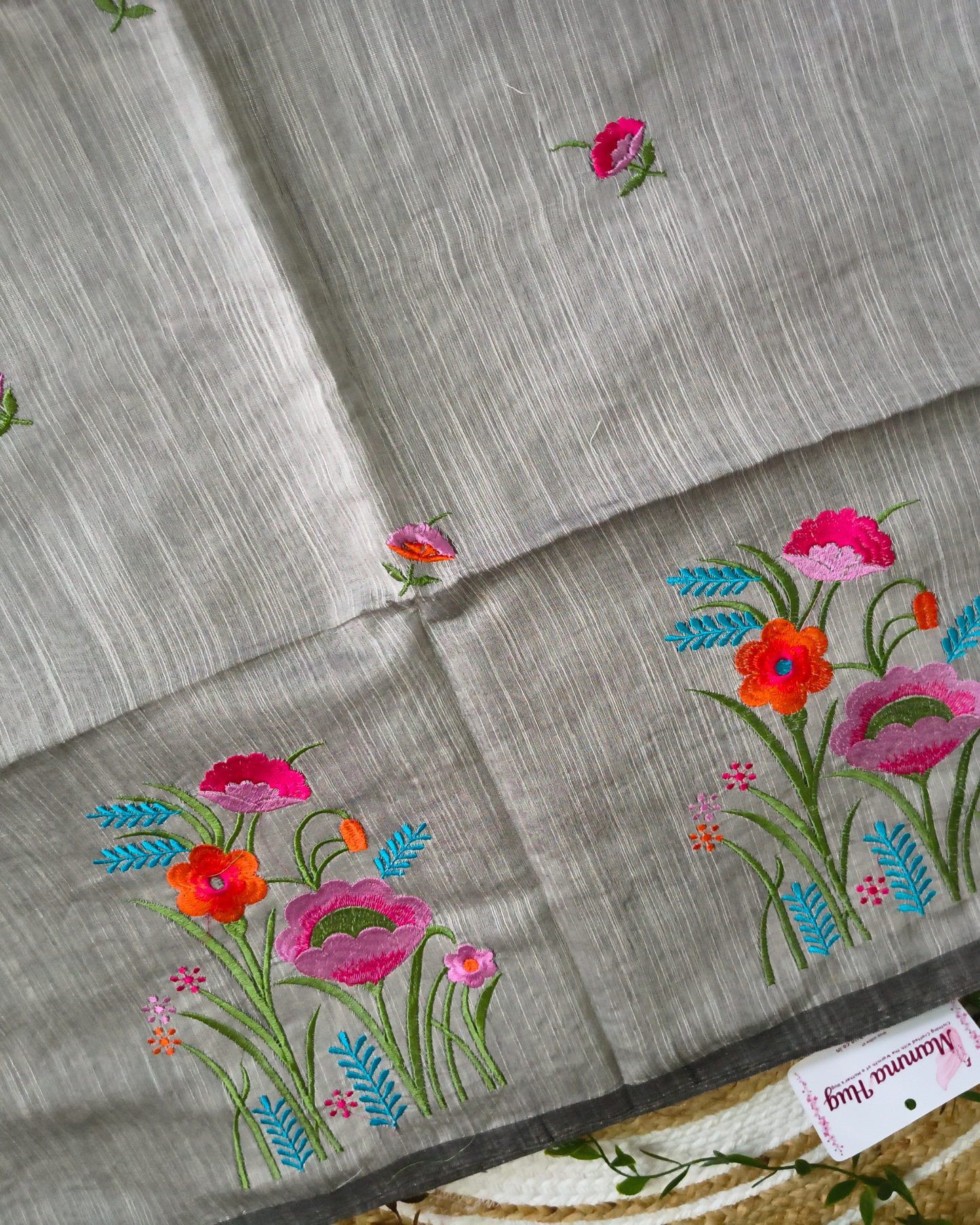 Floral Embroidery Handloom Saree - Slub Cotton (Grey)