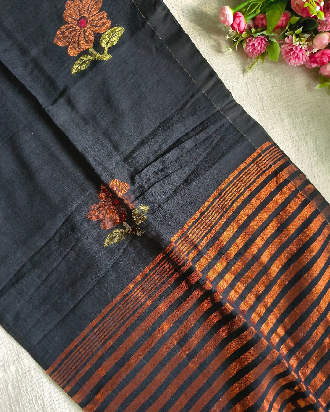Pure Linen Handloom Saree with Copper Buttas - Black MammaHug