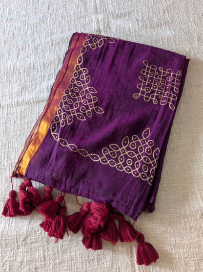 Traditional Kolam print on Mul cotton with tassels - Magenta MammaHug