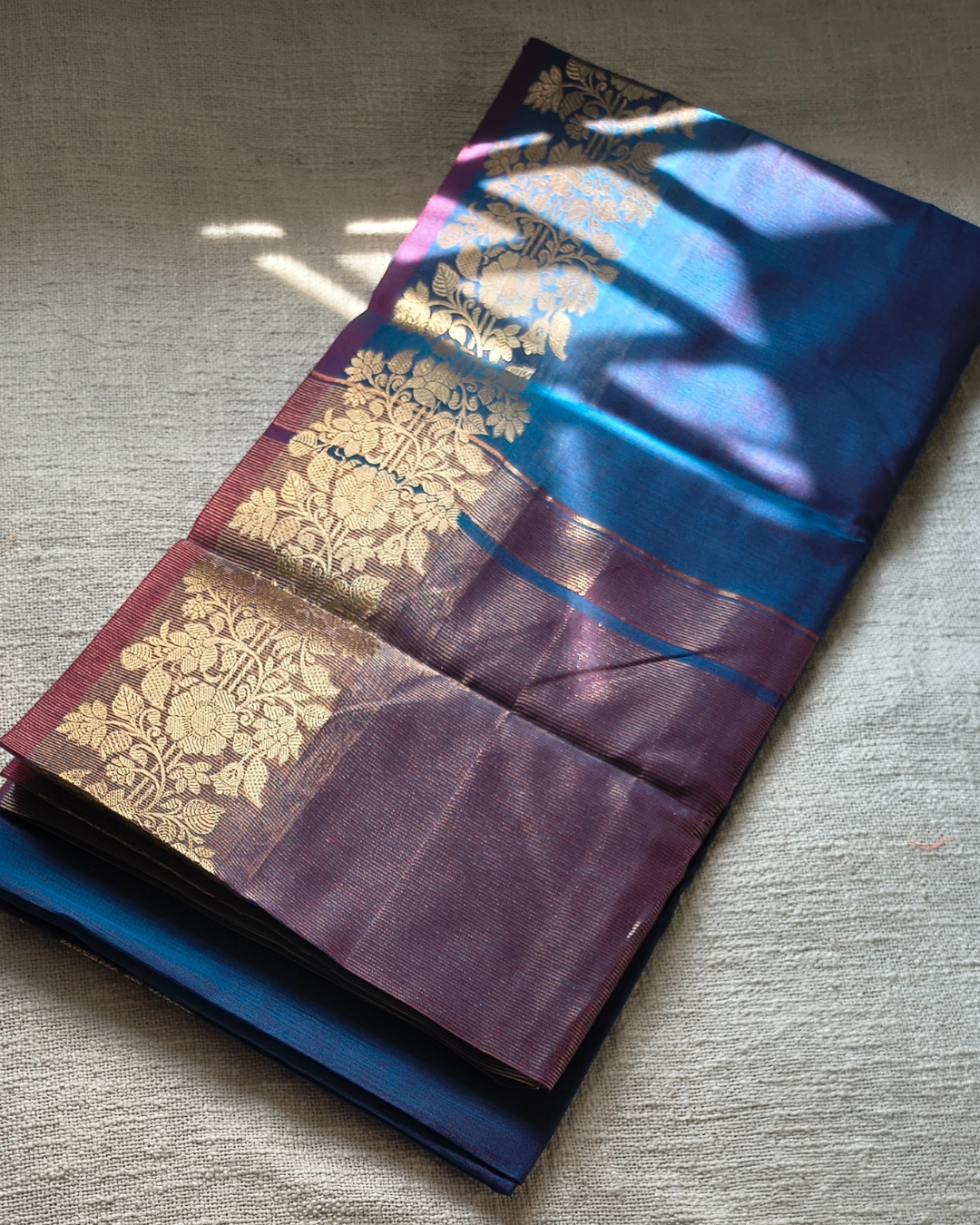 Maheshwari Silk Cotton Saree with Golden Floral Border – Peacock Blue MammaHug