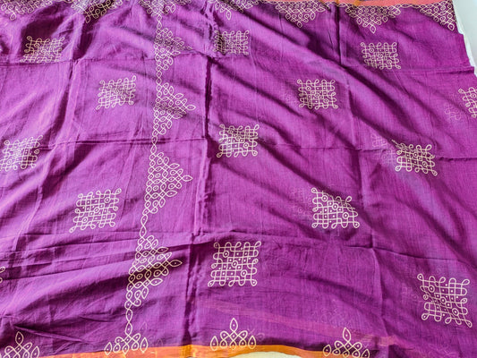 Traditional Kolam print on Mul cotton with tassels - Magenta MammaHug
