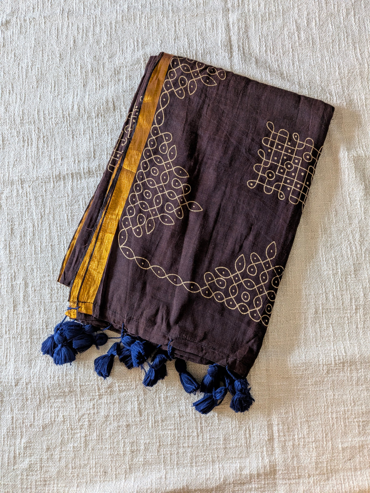 Traditional Kolam print on Mul cotton with tassels - Brown MammaHug