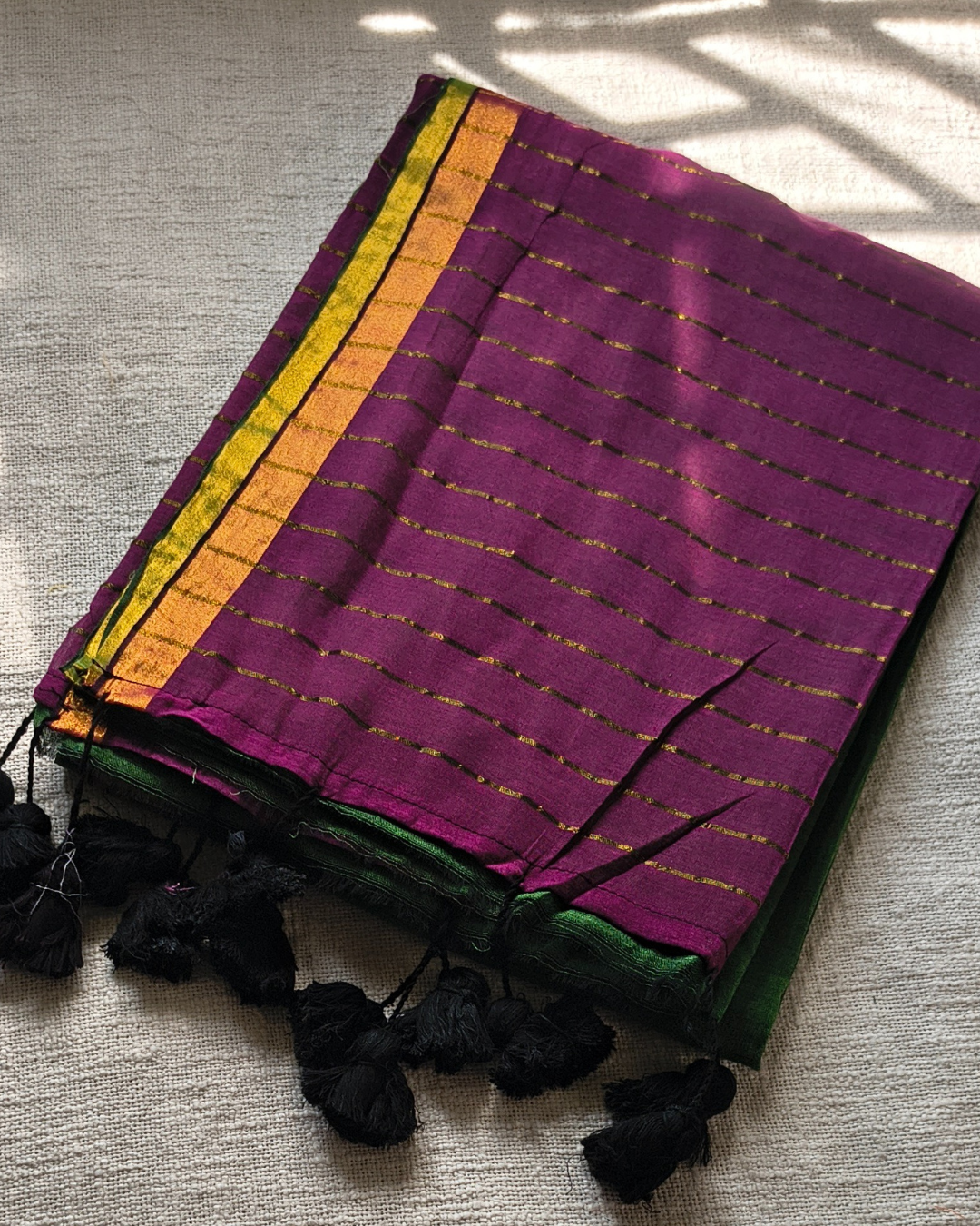 Mul Cotton Handloom Saree with Zari border, Contrast Pallu with zari woven stripes - Green MammaHug